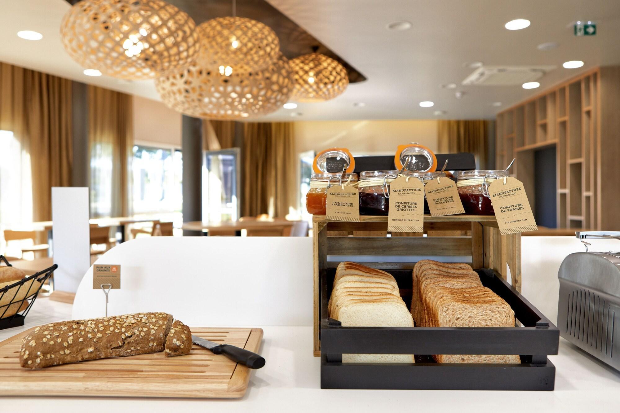 Aparthotel & Spa Adagio Ванн Экстерьер фото